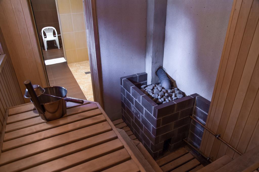Posti Hostel Кярдла Екстер'єр фото
