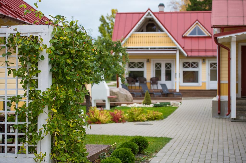 Posti Hostel Кярдла Екстер'єр фото