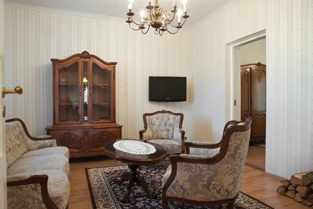 Posti Hostel Кярдла Екстер'єр фото