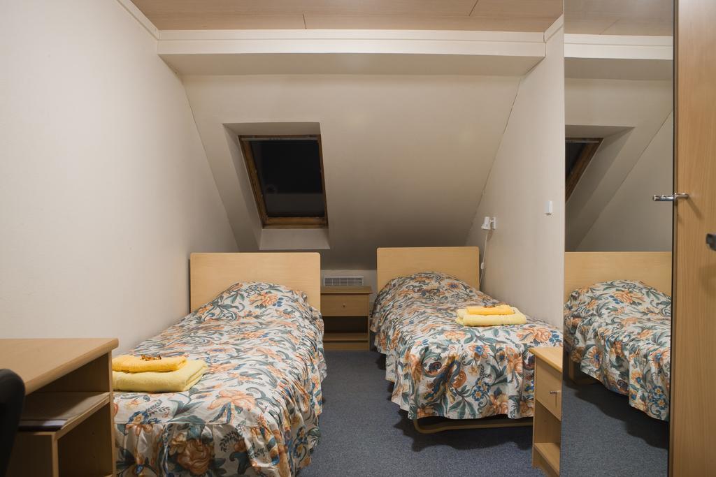 Posti Hostel Кярдла Екстер'єр фото